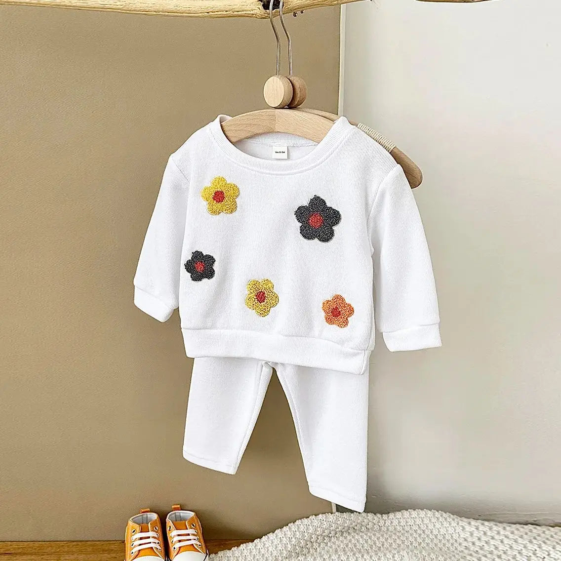 Floral Sweatshirt and Pants Set for Newborn Babies