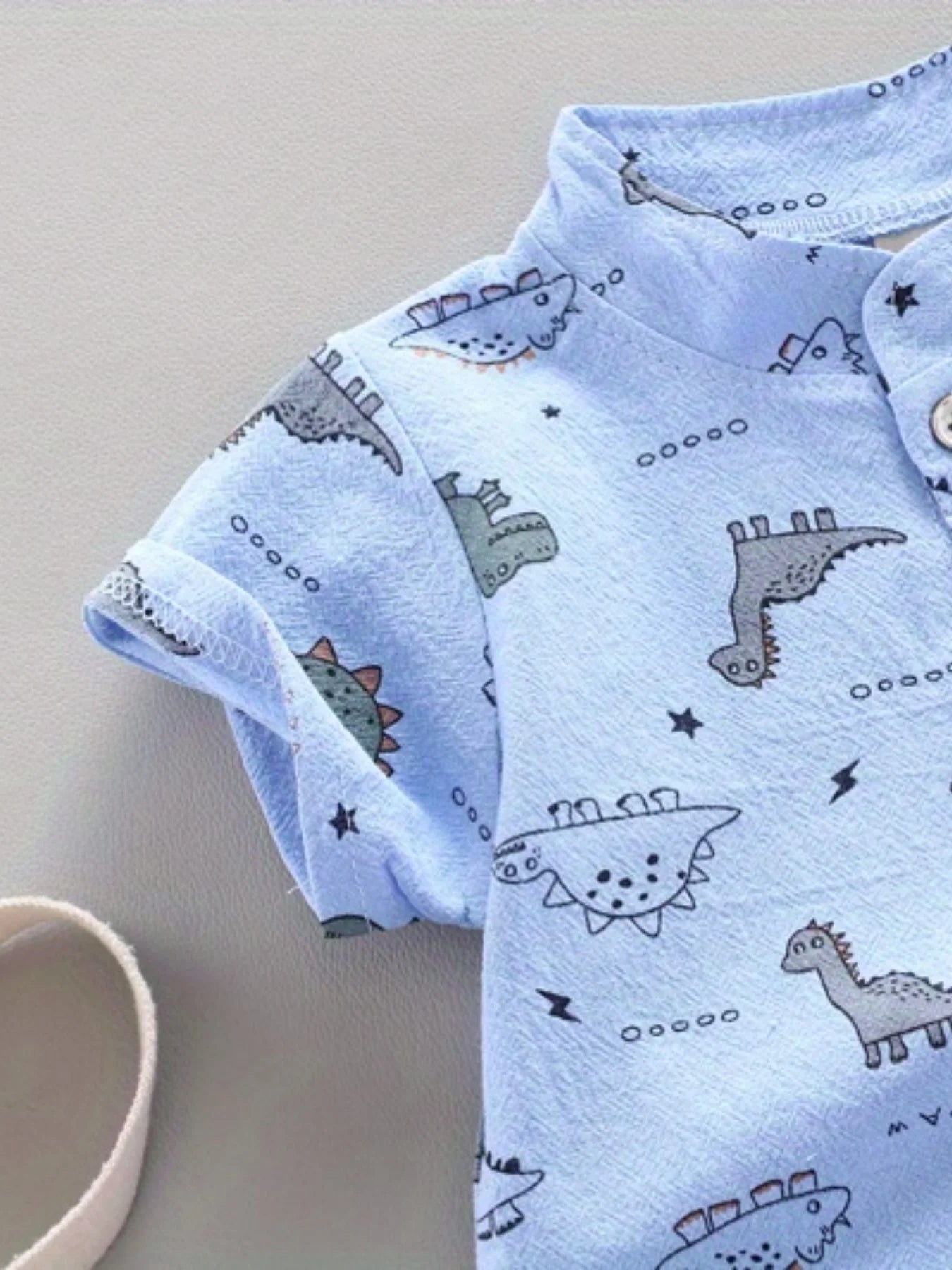 Dinosaur Print Short Sleeve Outfit Set for Infants and Toddlers