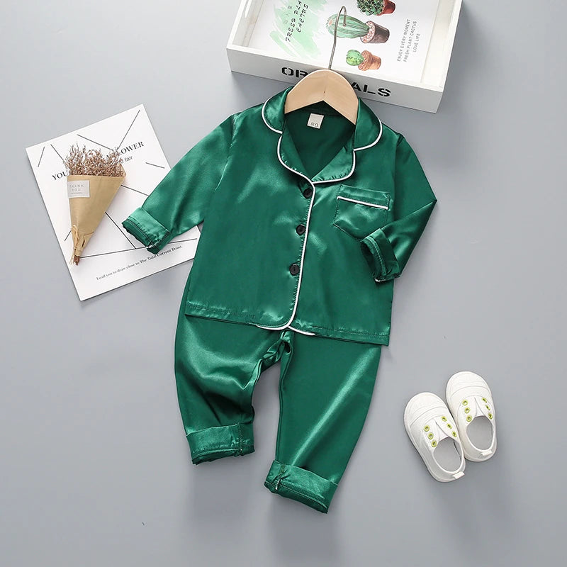 Baby Boys and Girls Long Sleeved Pajama Set 2-Piece Outfit