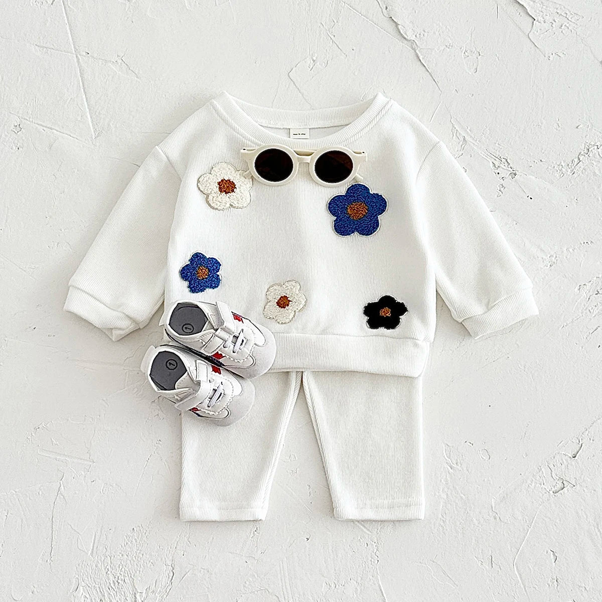 Floral Sweatshirt and Pants Set for Newborn Babies