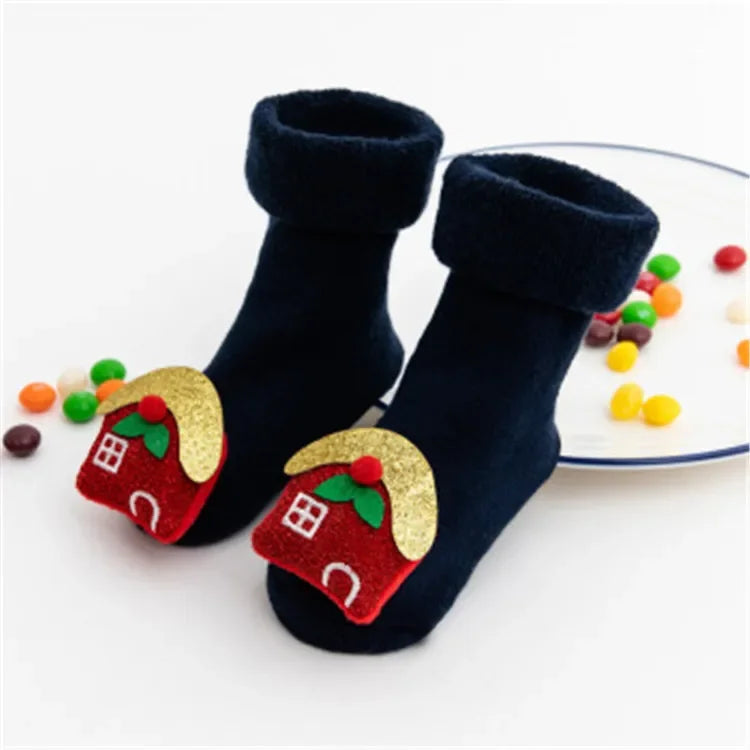 Non-slip Winter Socks for Newborns & Toddlers - Santa Design