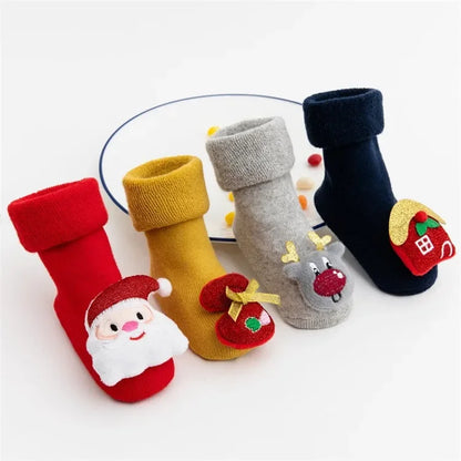 Non-slip Winter Socks for Newborns & Toddlers - Santa Design