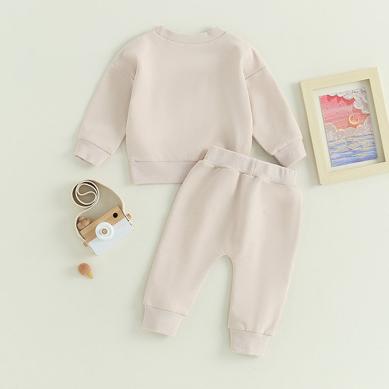 Newborn Long Sleeve Sweatshirt and Pants Set for Fall