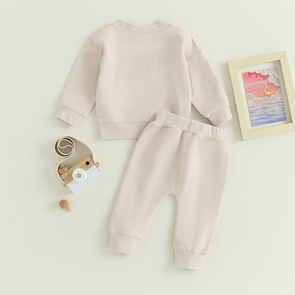 Newborn Long Sleeve Sweatshirt and Pants Set for Fall