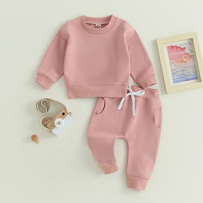 Newborn Long Sleeve Sweatshirt and Pants Set for Fall