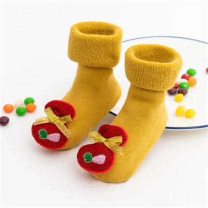 Non-slip Winter Socks for Newborns & Toddlers - Santa Design