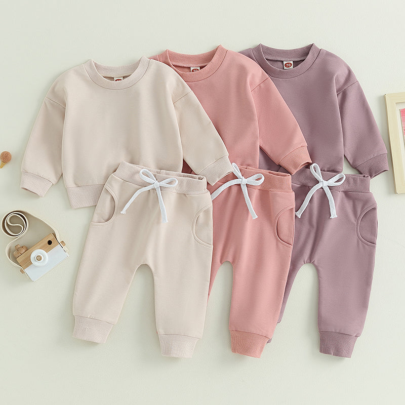 Newborn Long Sleeve Sweatshirt and Pants Set for Fall