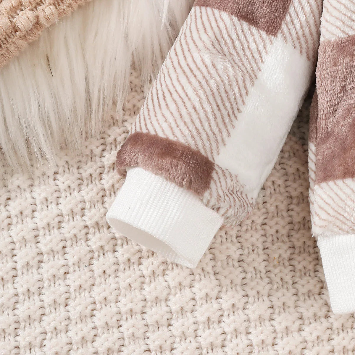 Gray and White Checkered 2-Piece Winter Suit for Baby Boys